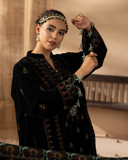 Musfirah Velvet Green Unstitched VLT-UN-001
