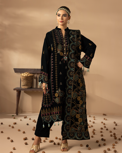 Musfirah Velvet Green Unstitched VLT-UN-001
