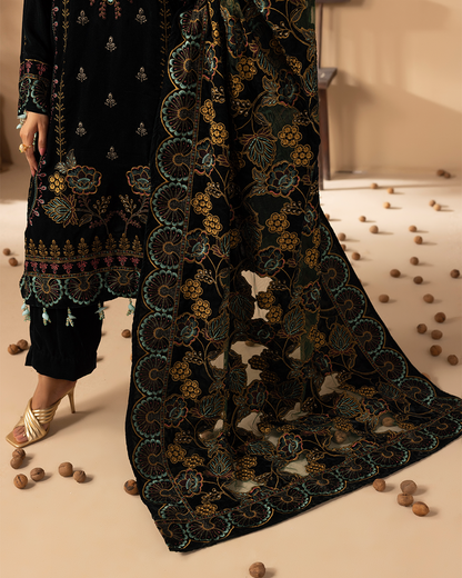 Musfirah Velvet Green Unstitched VLT-UN-001