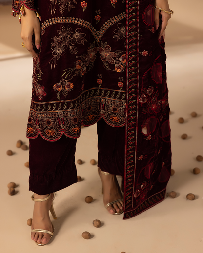 Musfirah Velvet Mehroon Unstitched VLT-UN-002