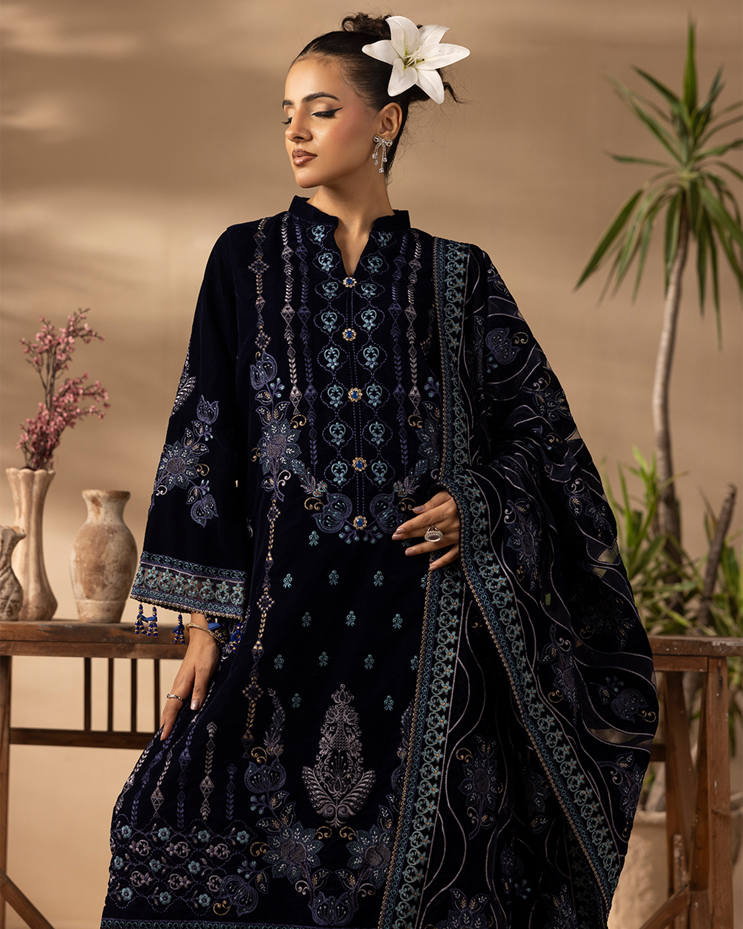 Musfirah Velvet Blue Unstitched VLT-UN-003