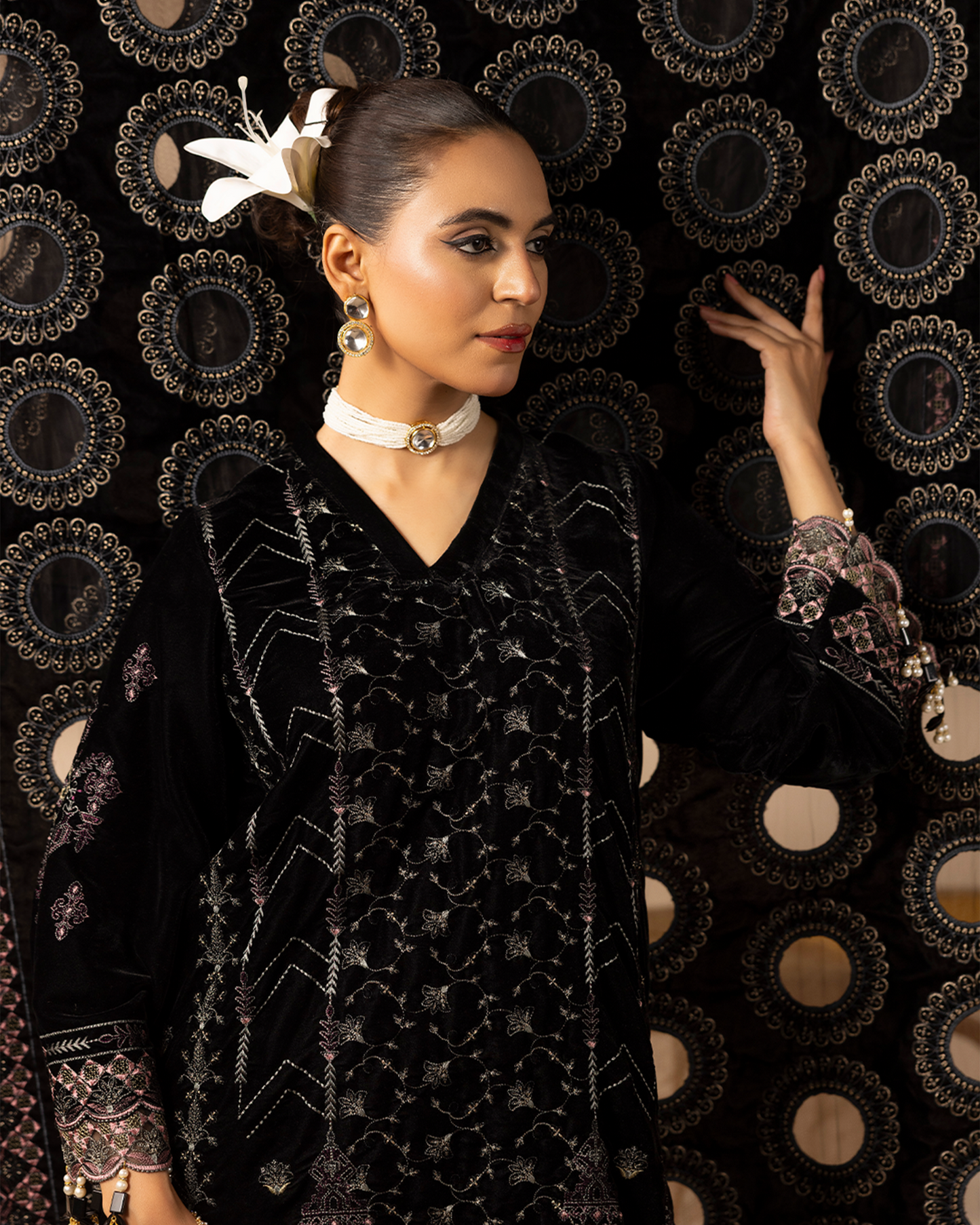 Musfirah Velvet Black Unstitched VLT-UN-004