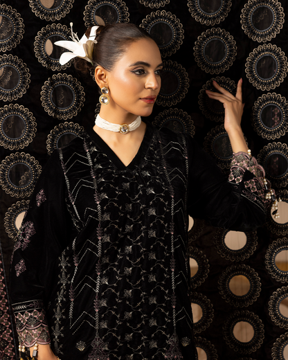 Musfirah Velvet Black Unstitched VLT-UN-004