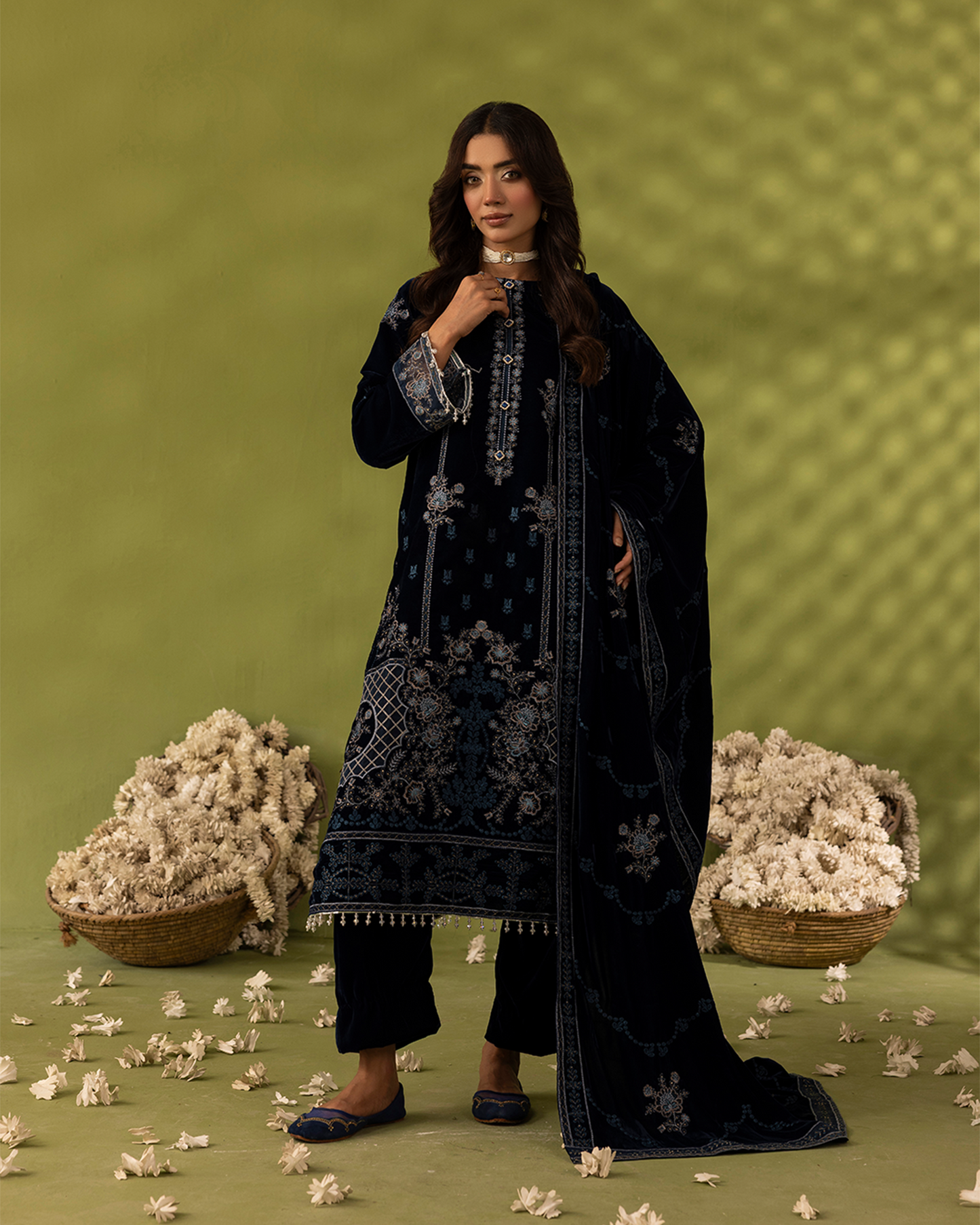 Dilkash Velvet Plum Unstitched VLT-UN-006