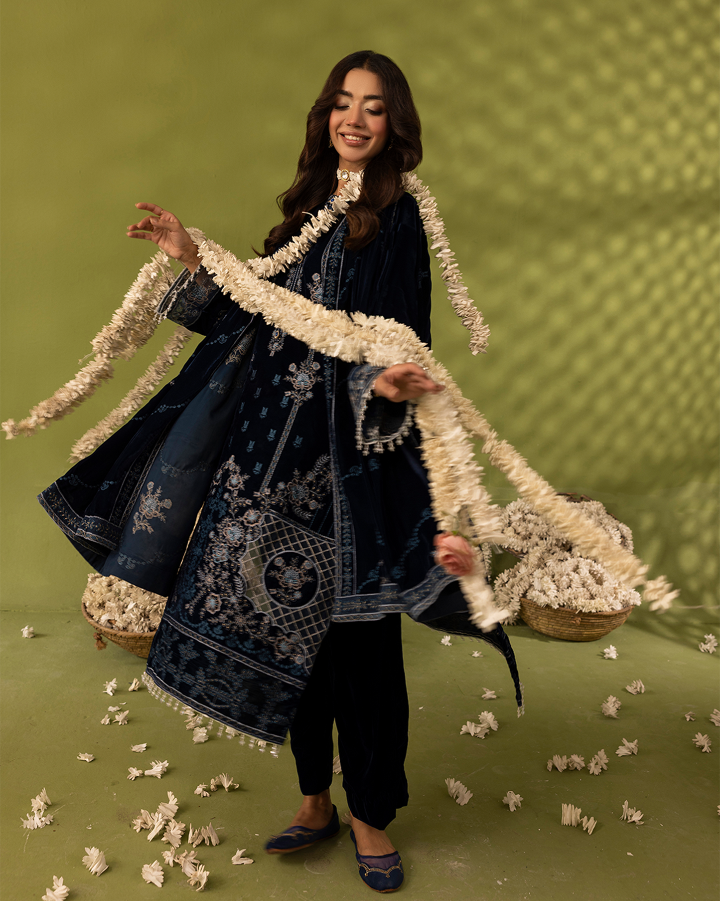 Dilkash Velvet Plum Unstitched VLT-UN-006