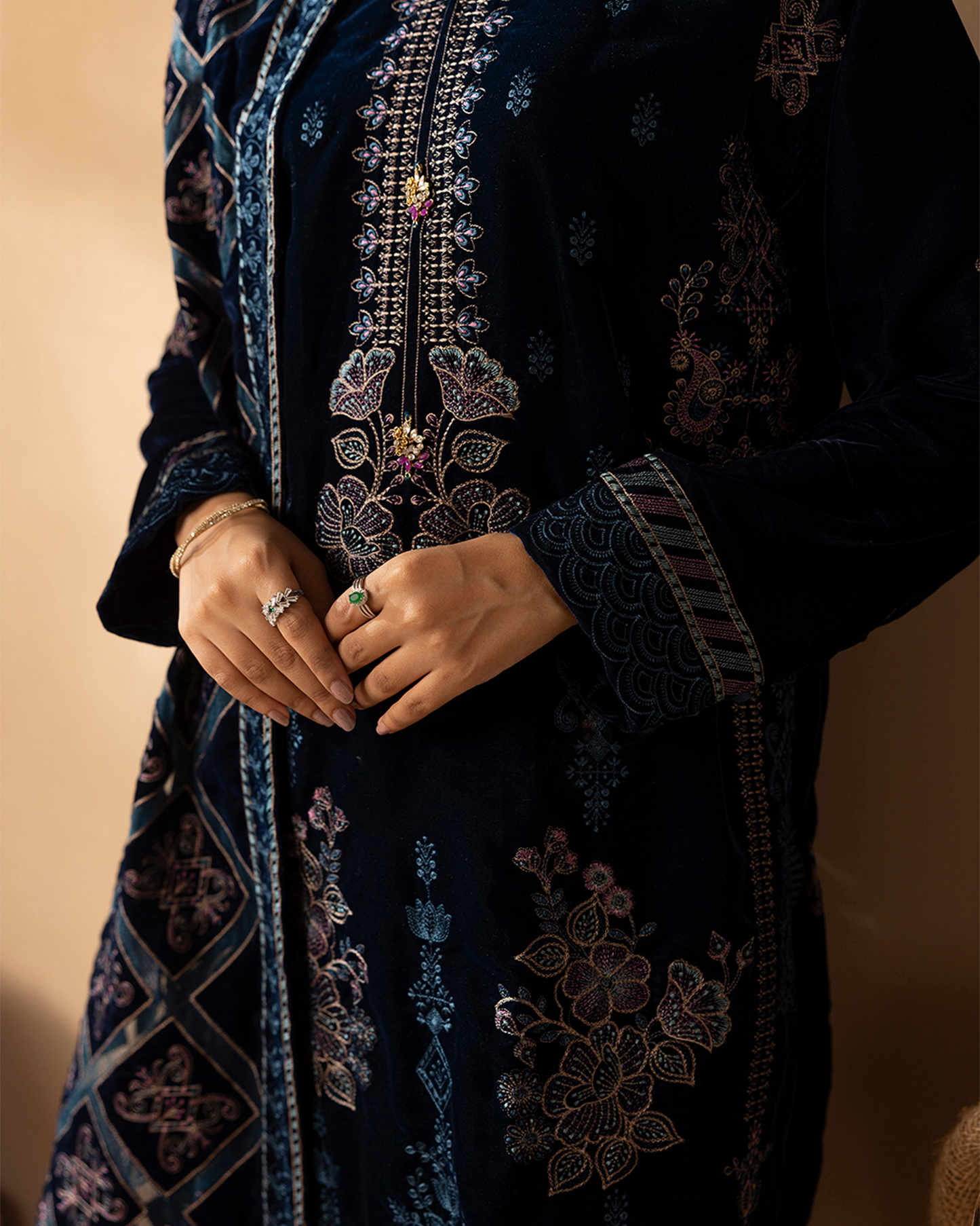 Musfirah Velvet Zinc Blue Unstitched VLT-UN-006