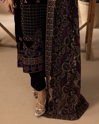 Musfirah Velvet Brown Unstitched VLT-UN-007