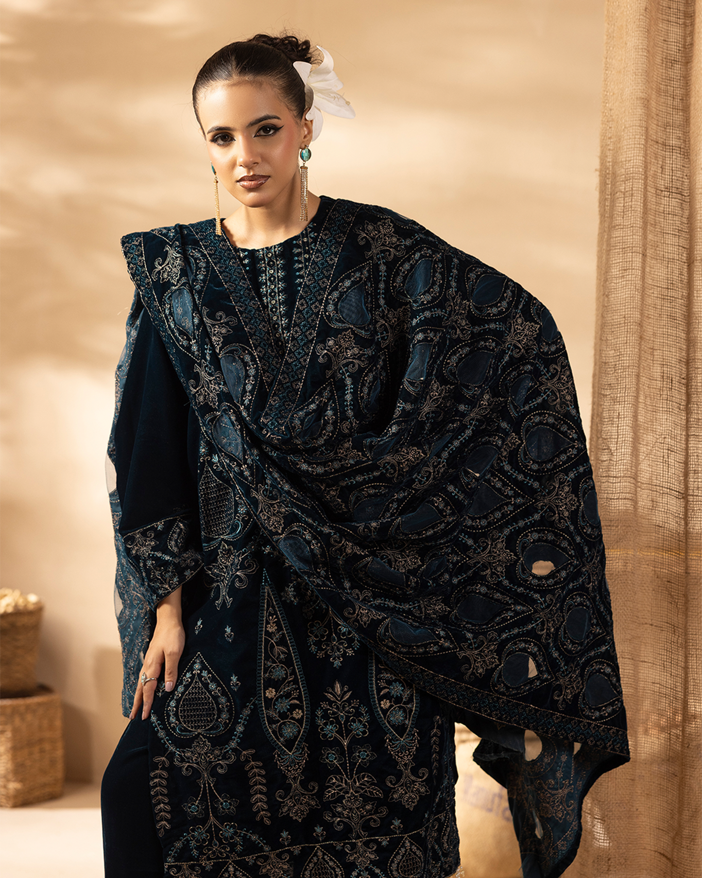 Musfirah Velvet Plum Unstitched VLT-UN-008