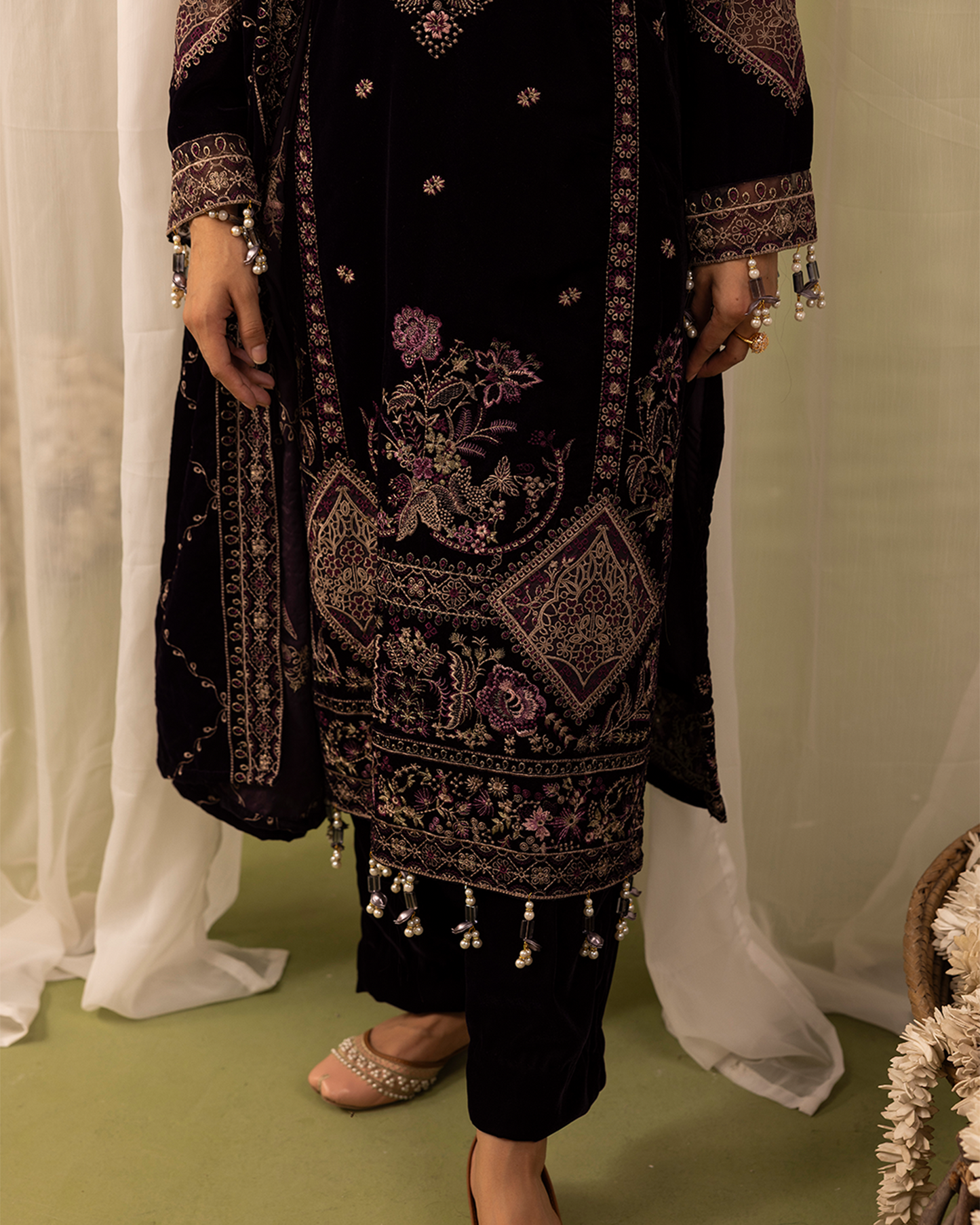 Dilkash Velvet Purple Unstitched VLT-UN-008