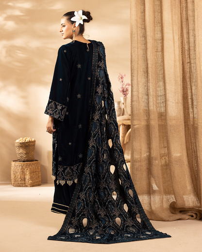 Musfirah Velvet Plum Unstitched VLT-UN-008