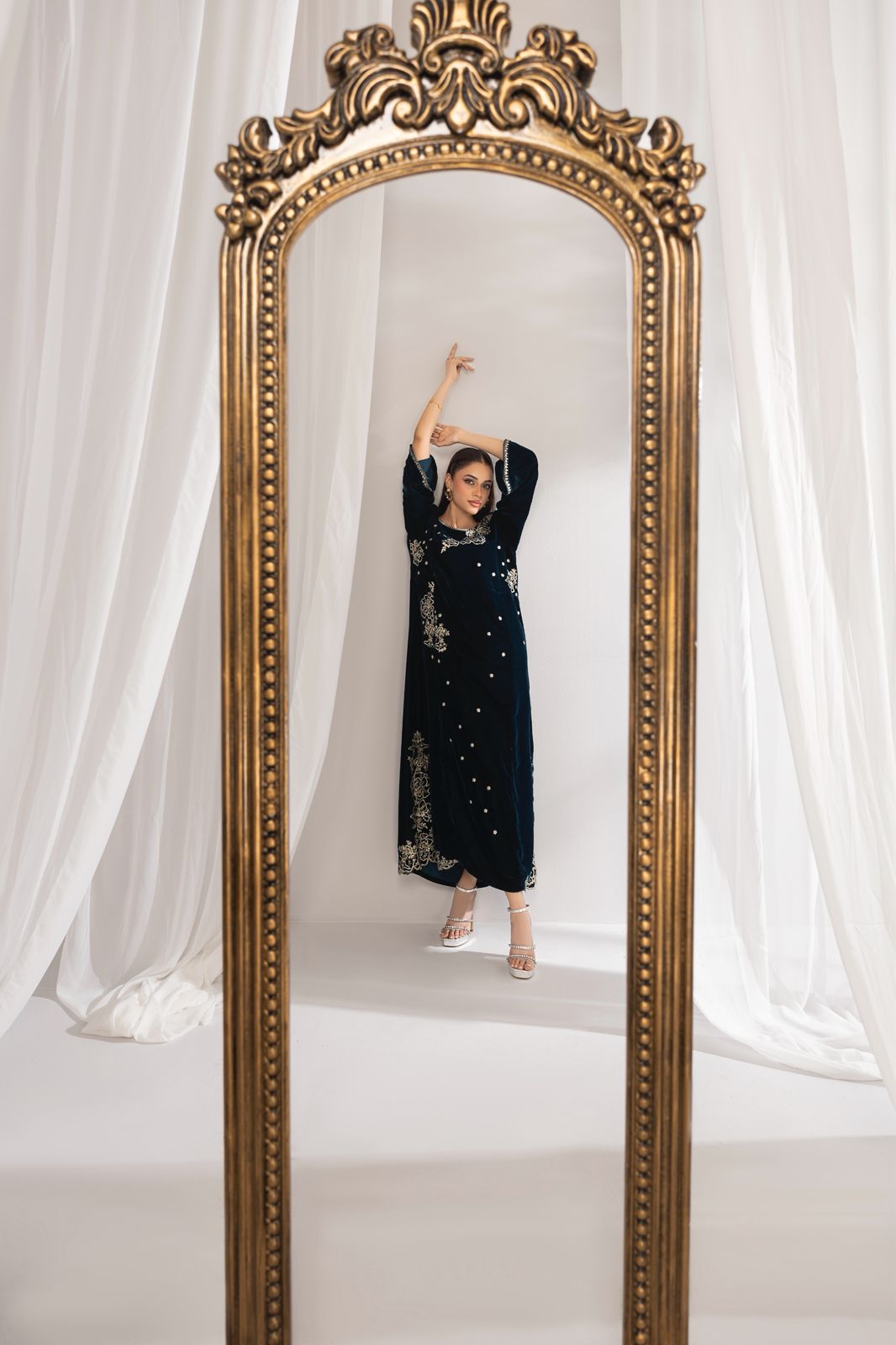 1PC Velvet Long Dress - VLT 008